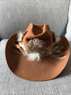 Bailey Women’s New West Western Cowgirl Hat Size: 6 3/4
